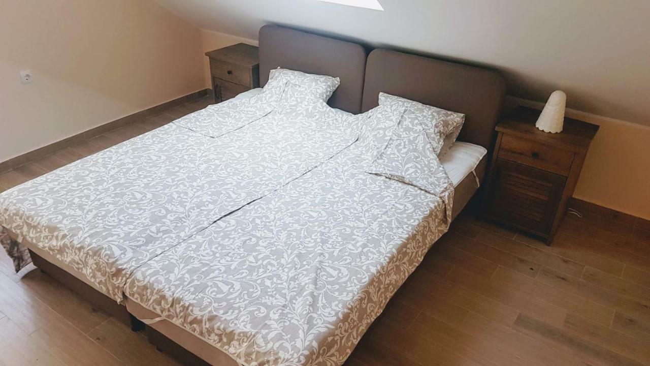 Monika Apartment Tivat Extérieur photo